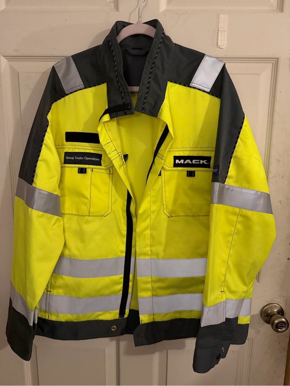 Mack High-Visibility Yellow Work Performance Jacket